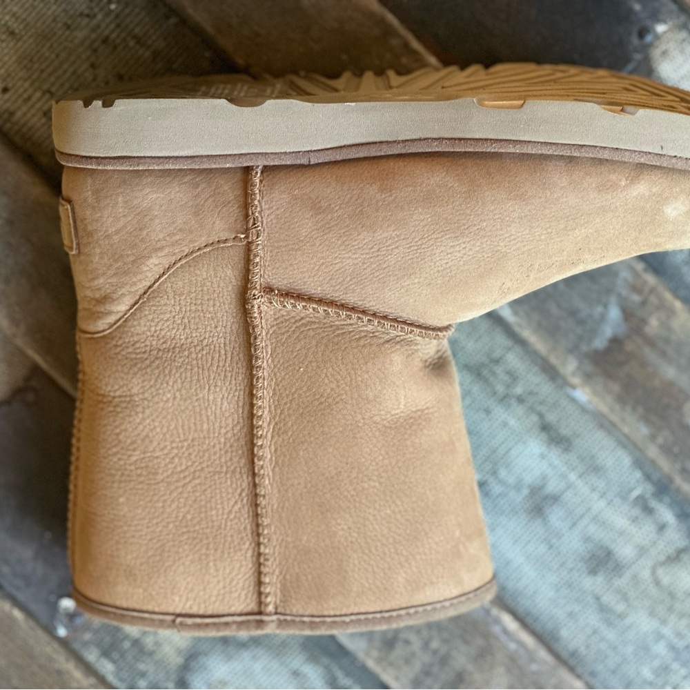 UGG Women's Tan Winter Boots